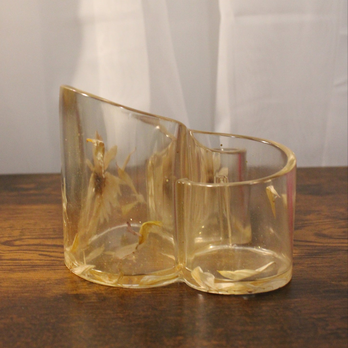 Resin Holder