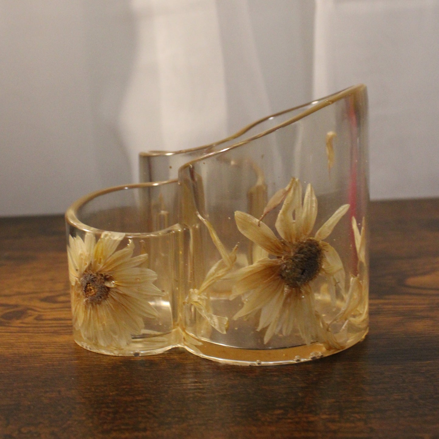Resin Holder